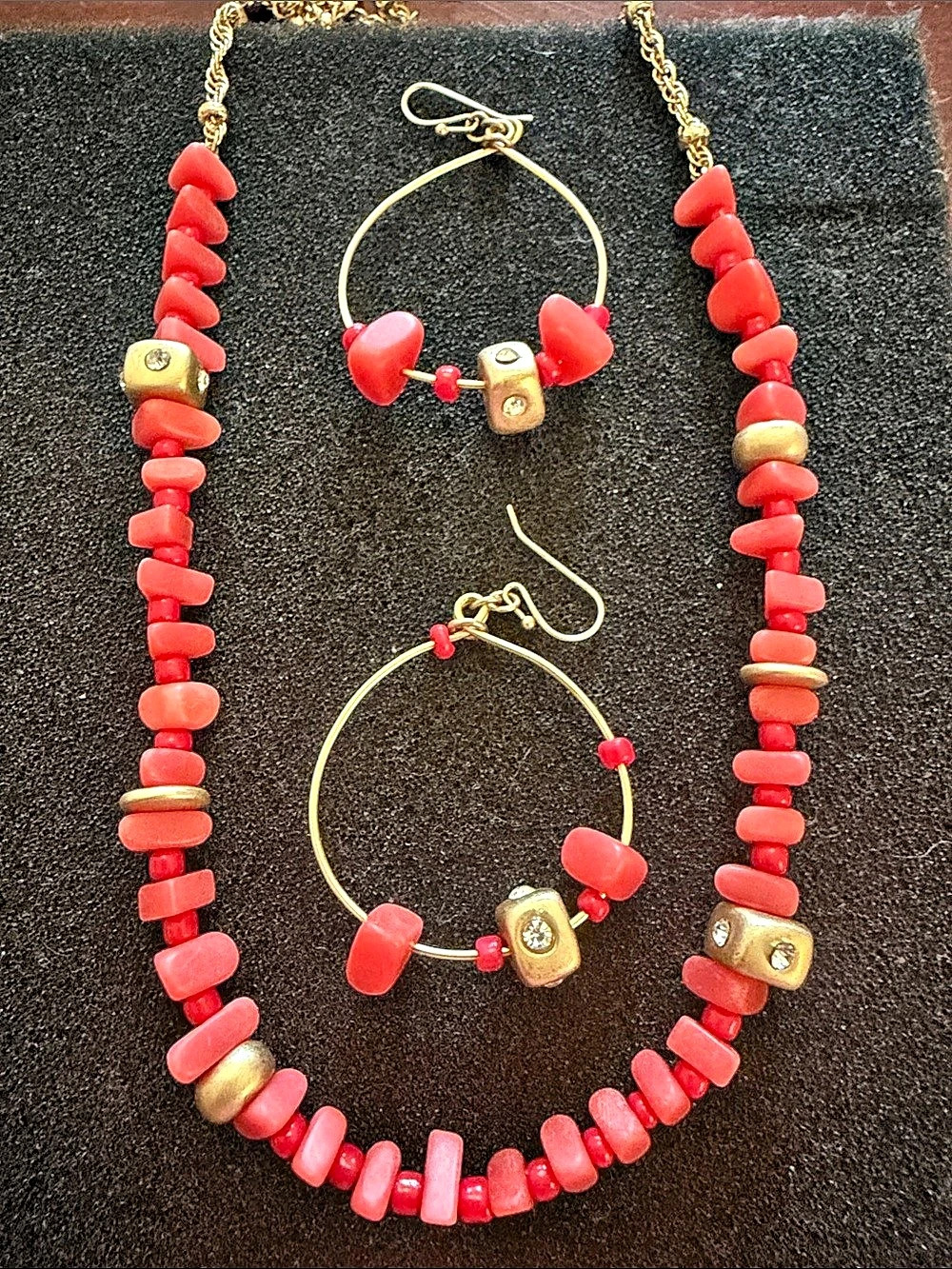 Brand Not Known Red & Gold Jewelry Set Like New